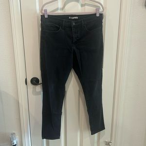 Black Levi’s 311 Shaping Skinny *Size 32/14*